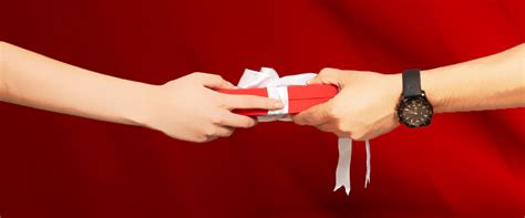 Earrings – Avant-Garde Paris