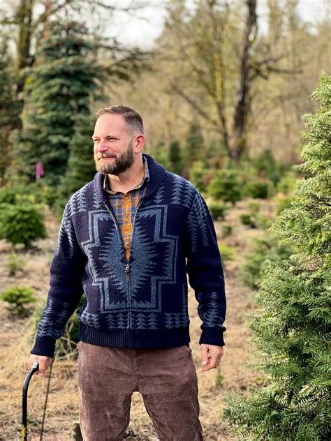 TW Pornstars - Seattle Dad. Twitter. Out hunting for the perfect 🌲🧑‍🎄 ...
