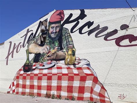 HOTEL PICNIC (Vilanova de la Barca) - Lodge Reviews & Photos - Tripadvisor