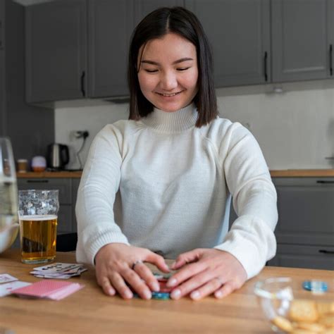 Preparing medication Images - Free Download on Freepik