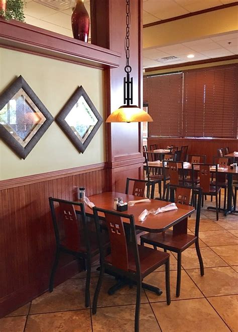 Local Dining Restaurants 的图像结果