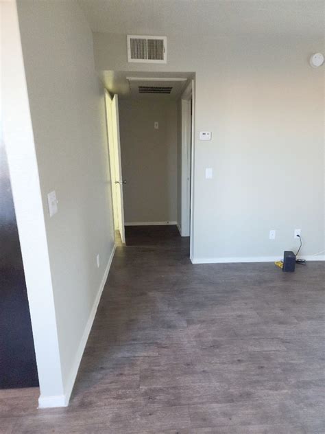 View Photos & Take A Virtual Tour | Ridge Falls Apartments