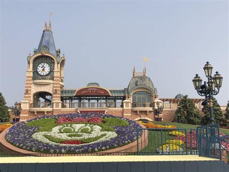 上海迪士尼乐园今日重新开园