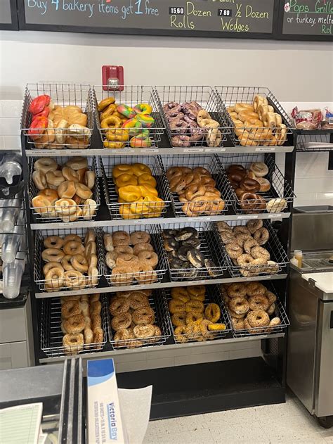 JV HOT BAGELS (Baldwin Place, Mahopac) - 80 US-6 suite 207, Baldwin ...