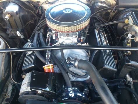 Chevy 305 Engine