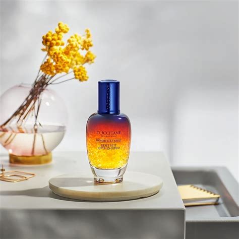 Tighten your jawline in 3 easy and effective steps | GQ India