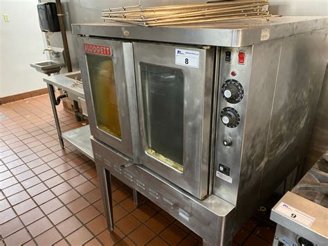 BLODGETT DOUBLE DOOR GAS CONVECTION OVEN