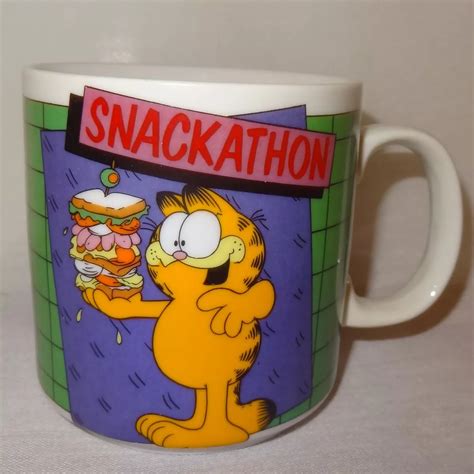 Garfield Eating Sandwich