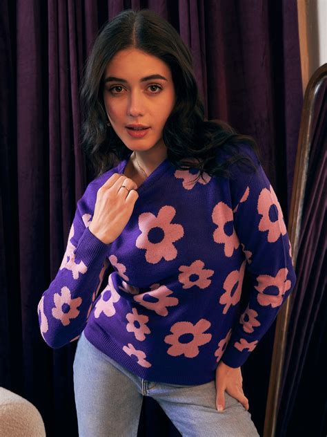 Women Purple & Pink Floral Printed Round Neck Drop-Shoulder Sleeves ...