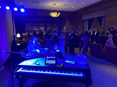 Mardi Gras Magic at Midland: A Night of Dueling Pianos at the Petroleum ...
