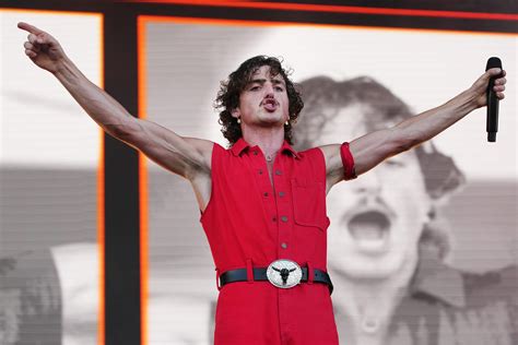 Benson Boone tickets 2025: See the best prices, schedule for 'American ...