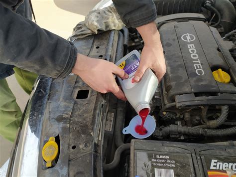 How Much Power Steering Fluid Does A Car Hold - Vroom.Zone