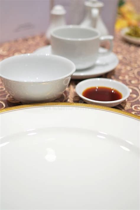 Restaurant Table Layout 的图像结果