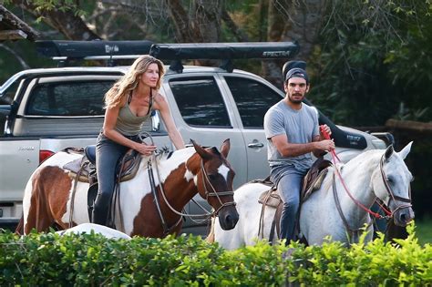 Gisele Bündchen, Joaquim Valente ride horses in Costa Rica
