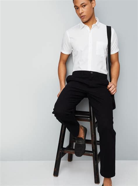 Buy Men Solid Slim Fit Casual Shirt Online at just Rs. 799.0 ...