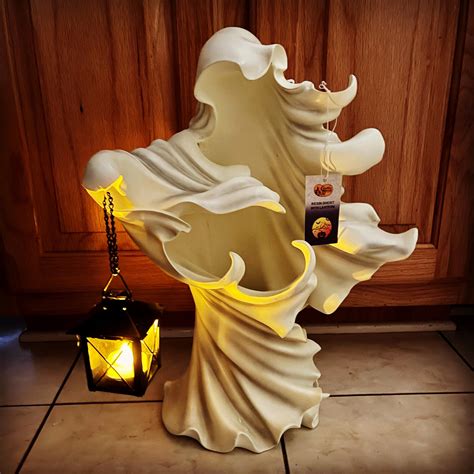 Got my Cracker Barrel ghost 👻🕯 : r/halloween