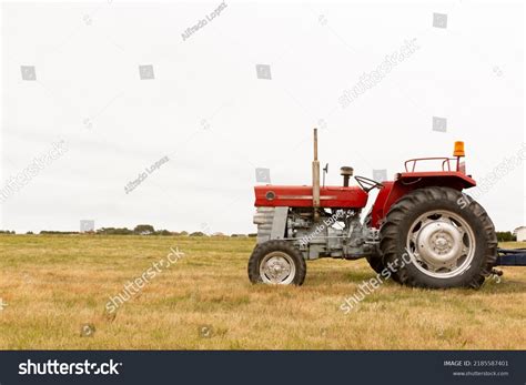 Tractor Side View 的图像结果