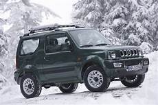 suzuki jimny 4x4 new suzuki teasers may hint at jimny samurai 4x4 concept suzuki jimny 4x4 new suzuki teasers may hint at jimny samurai 4x4 concept