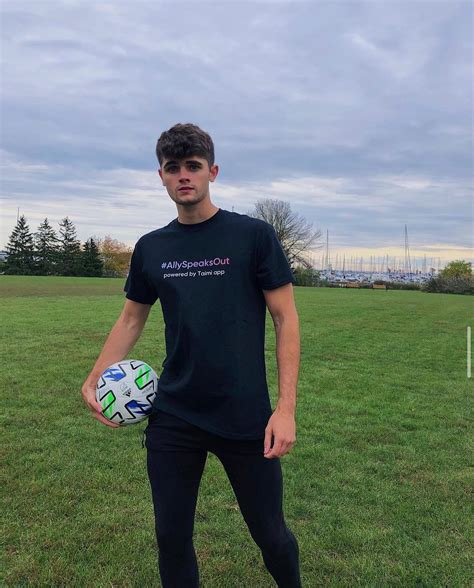 Nick and Ant | ⚽️⚽️⚽️ @nicktoteda @antcfitness @nickandant__ @mrwinston ...