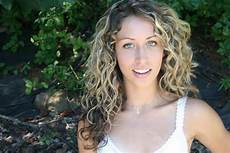 How To Style Semi Wavy Hair by This Is My Semi Curly Look I Been Struggling With My How To Style Semi Wavy Hair