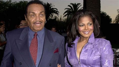 Janet Jackson Thanks Fans After Paying Tribute to Late Father Joe ...
