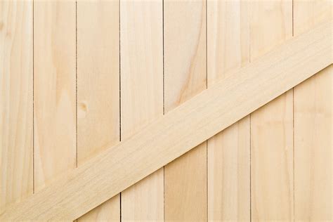 What To Know About Poplar Wood | The Family Handyman