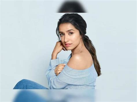 Shraddha Kapoor's beauty hack to fight acne is SHEER GENIUS - Times of ...