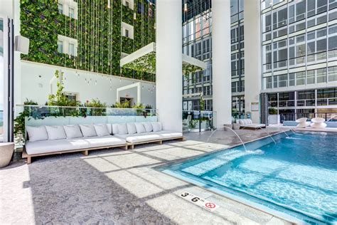 SENTRAL - Luxury Apartments & Rentals in Chicago | Luxury Living