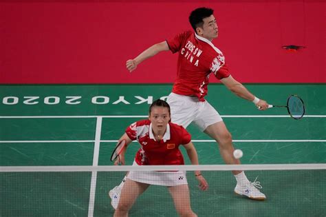 Mixed Doubles Badminton 的图像结果