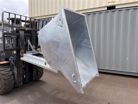 Self Dumping Hoppers – HIWASTE MFG