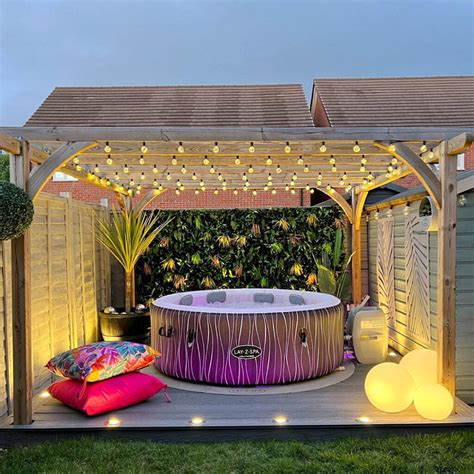 6 Hot Tub Privacy Ideas | Lay-Z-Spa UK