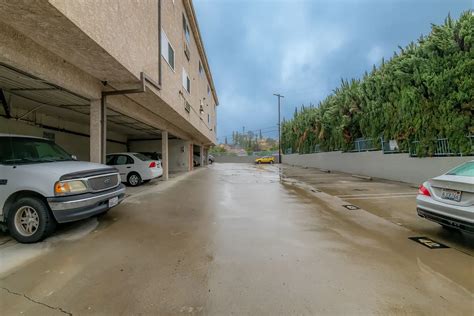 8522 Glenoaks - Sun Valley, CA 91352 | ApartmentGuide.com