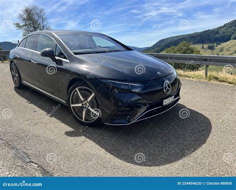 Mercedes EQE 350 editorial image. Image of electric - 254904620