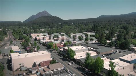 Mount Shasta Town