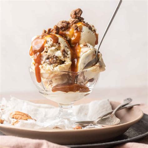 Pecan Praline and Cream Ice Cream | Emma Duckworth Bakes