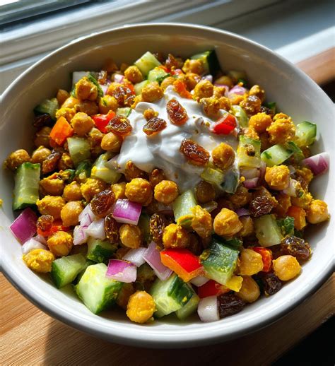 Curried Chickpea Salad: 7 Flavors That Excite Your Tastebuds – Vihaad ...