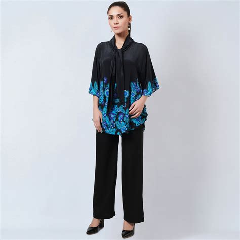 Black and Blue Floral Bow-Tie Top – First Resort by Ramola Bachchan