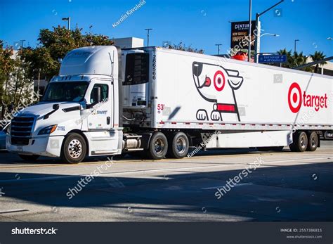 2024-11-15 Los Angeles Usaa Target Semi-truck Stock Photo 2557386815 | Shutterstock