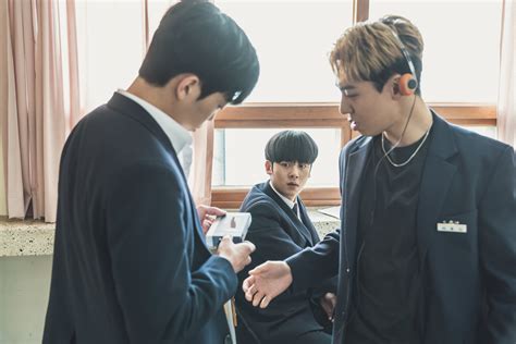 Lee Jung Ha And Kim Do Wan Become Masked Fighters To Overthrow School ...