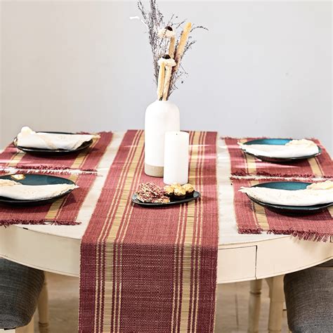 Handmade Madurkathi Table Runner - Quite Coral