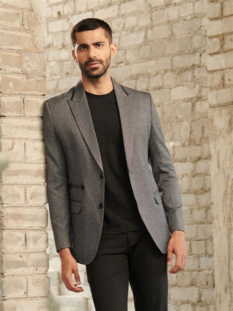 Shop Single Breasted Casual Blazer Online - Mr Button – MR BUTTON