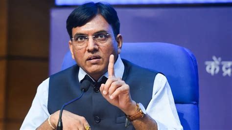 Decision on COVID-19 vaccination for 5-15 age group to be taken as per ...