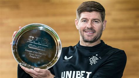 Steven Gerrard: Rangers boss named Scottish Football Writers ...
