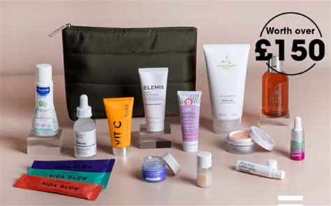 Alo Yoga Beauty Advent Calendar 2022 - Contents
