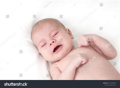 34 Baby Crying With Clenched Fist Royalty-Free Images, Stock Photos ...