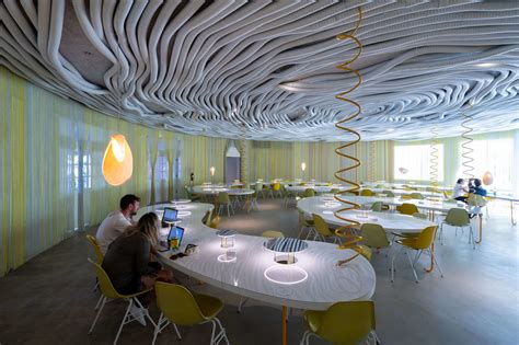 Coworking Space in Los Angeles | Akustik | Büro/Gewerbe | BauNetz Wissen