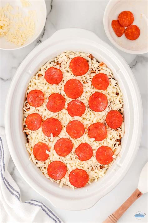 Crock Pot Pizza Casserole - Best Casserole Recipes