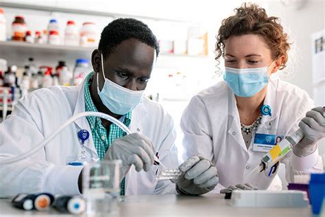 Biomedical Research Training - Mayo Clinic Graduate School of Biomedical Sciences - Mayo Clinic Coll