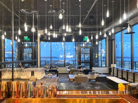 New restaurant opens in revitalized Revere Beach - Itemlive