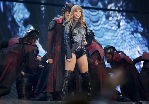 Image result for Taylor Swift Reputation Tour Smiling